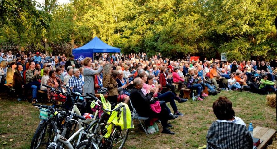 FESTIWAL PIOSENKI DOŁUJĄCEJ